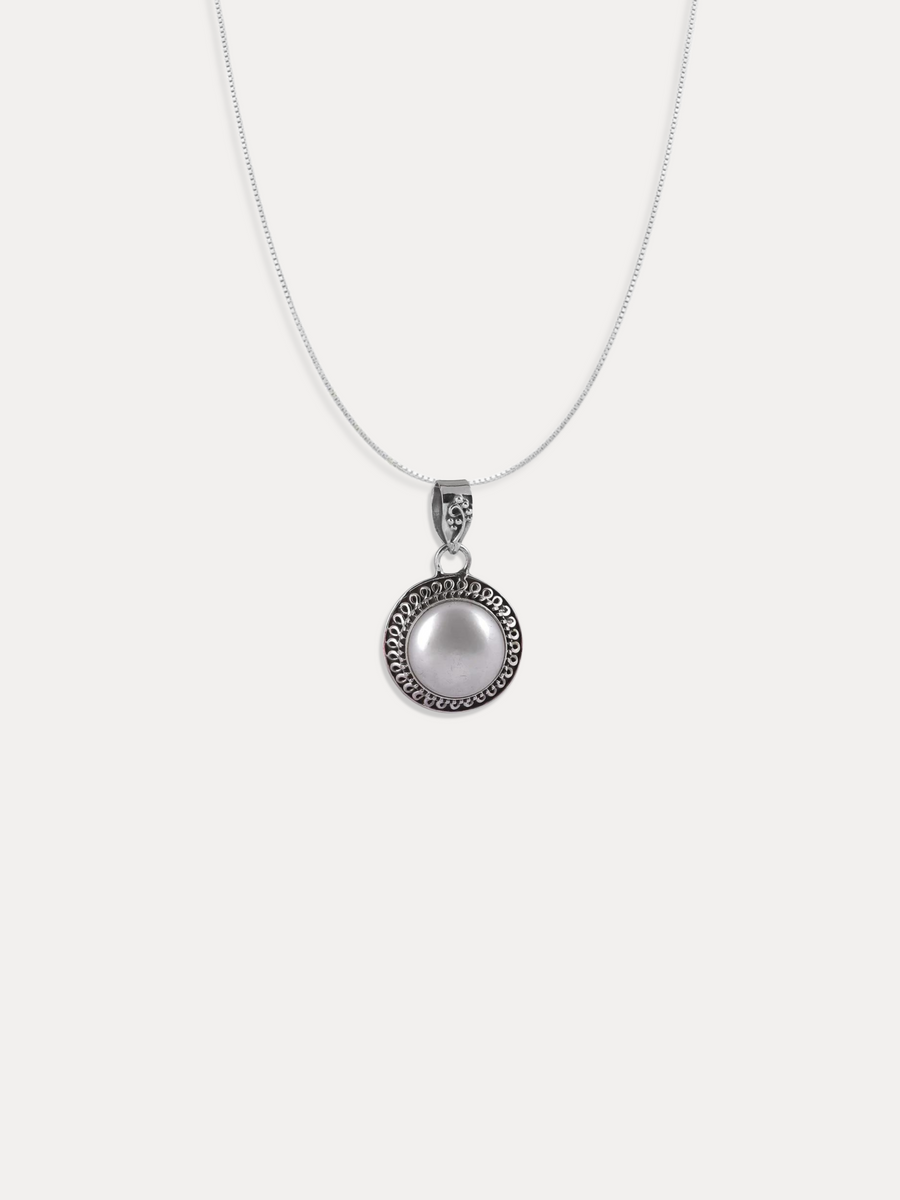 Pearl Pendant Antique Silver Necklace