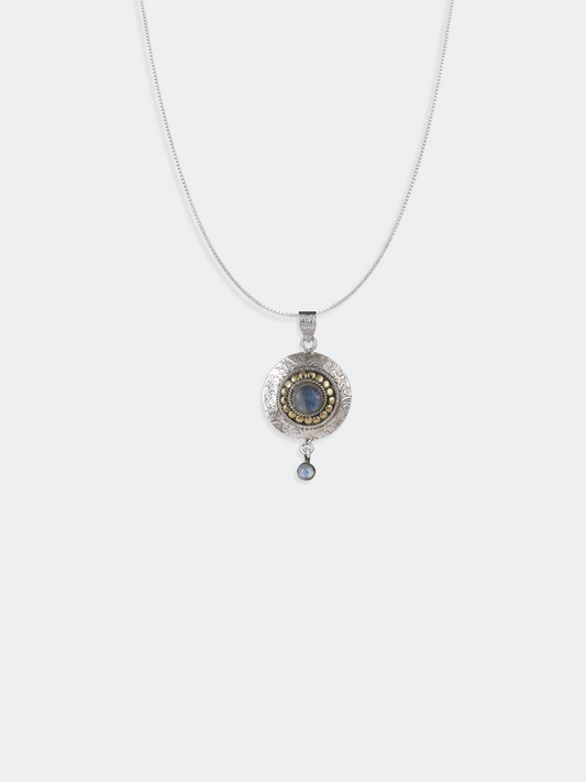 Blue Lace Studded Pendant Silver Necklace